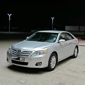 Toyota Camry 2010