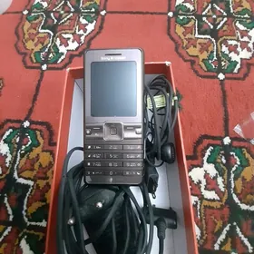 Sony ericsson k770i  prastoy