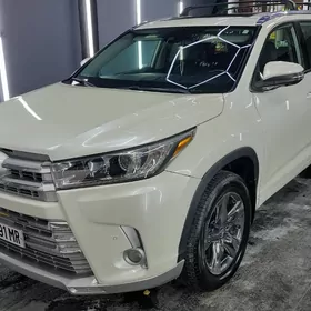 Toyota Highlander 2019
