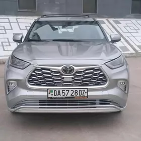 Toyota Highlander 2020