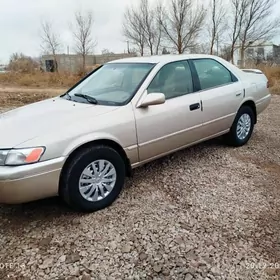 Toyota Camry 1999