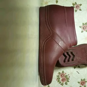 резиновые сапожки