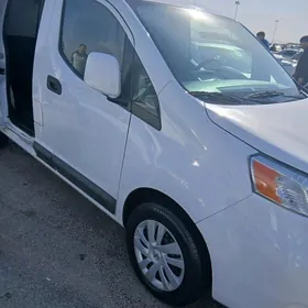 Nissan NV200 2020