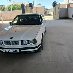 BMW 525 1989