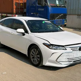 Toyota Avalon 2022