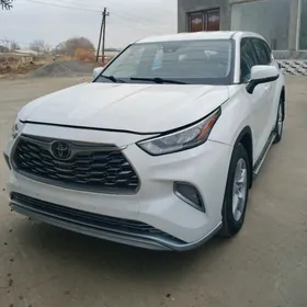 Toyota Highlander 2020