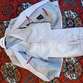 Kostyum-jalbar źilet