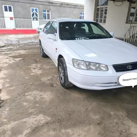 Toyota Camry 1998