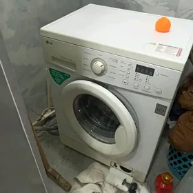 стиральная машинка LG