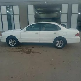 Toyota Avalon 1999