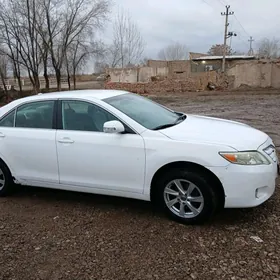 Toyota Camry 2014