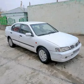 Nissan Primera 1997