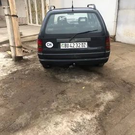 Opel Astra 1992