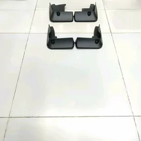 Camry 18-23 Bryzgawik