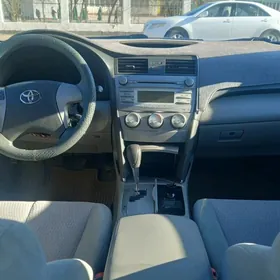 Toyota Camry 2010
