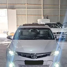 Toyota Avalon 2013