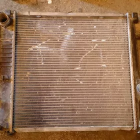 BMW radyýatyr e 30 kuzwa