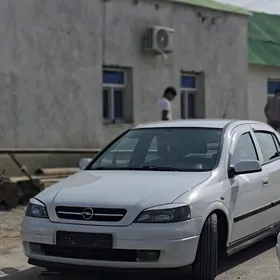 Opel Astra 2003