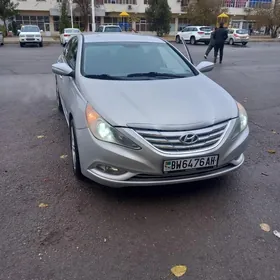 Hyundai Sonata 2011