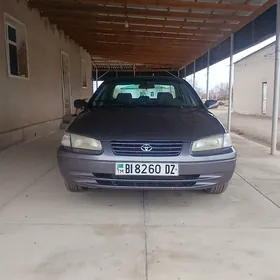 Toyota Camry 1998