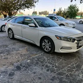 Honda Accord 2018