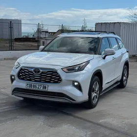 Toyota Highlander 2020