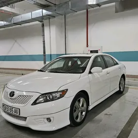 Toyota Camry 2010
