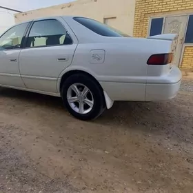Toyota Camry 1997