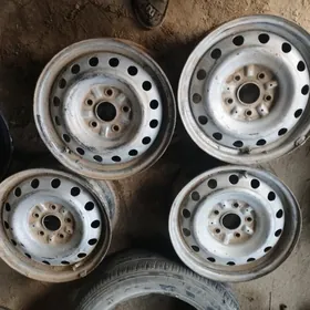 15 lyk Toyota gara disga