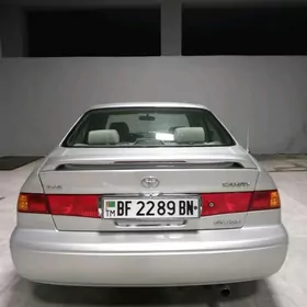 Toyota Camry 2000