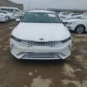 Kia K5 2021