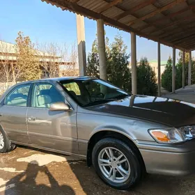 Toyota Camry 2000