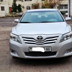 Toyota Camry 2010