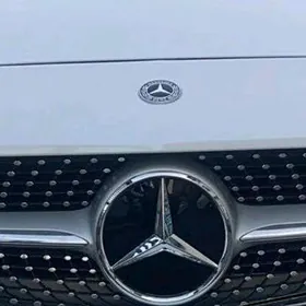 Mercedes emblema