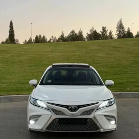 Toyota Camry 2020