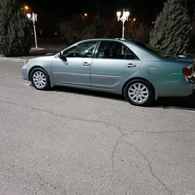 Toyota Camry 2005