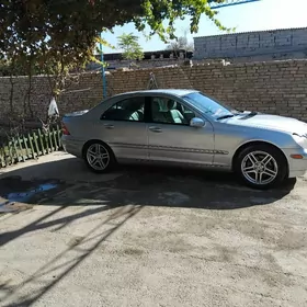 Mercedes-Benz C-Class 2002