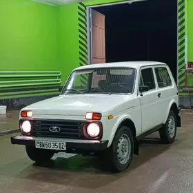 Lada Niva 1996