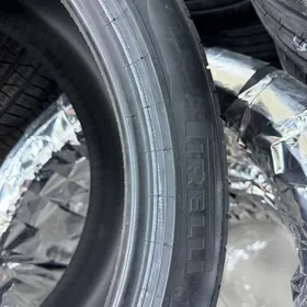 bmw pokriska pirelli