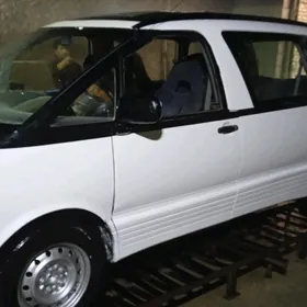 Toyota Previa 1992