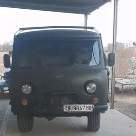 UAZ Profi 1998