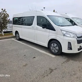 Toyota Hiace 2025