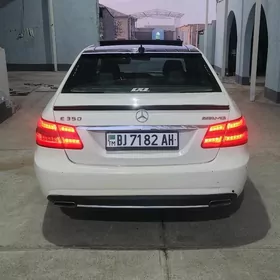 Mercedes-Benz E350 2010
