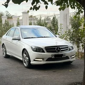 Mercedes-Benz C300 2008