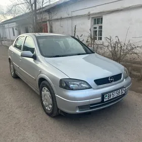 Opel Astra 2003