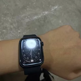 Apple Watch 8