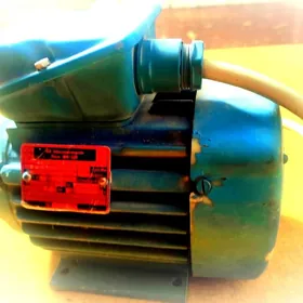 Motor generator