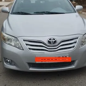 Toyota Camry 2010