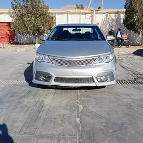 Toyota Camry 2013