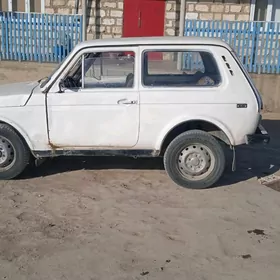 Lada Niva 1990